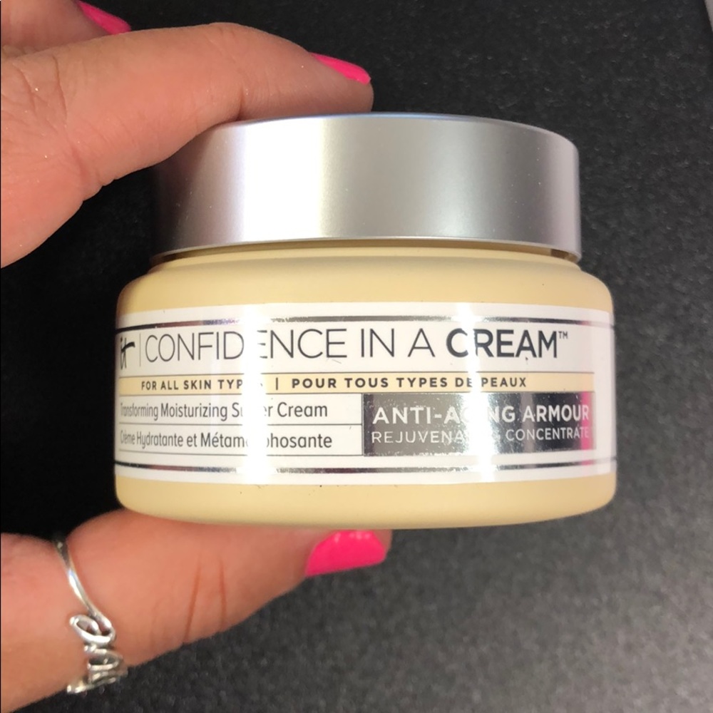 Confidence in a cream-IT cosmetics